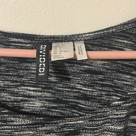 H&M long sleeve - Picture 2 of 3